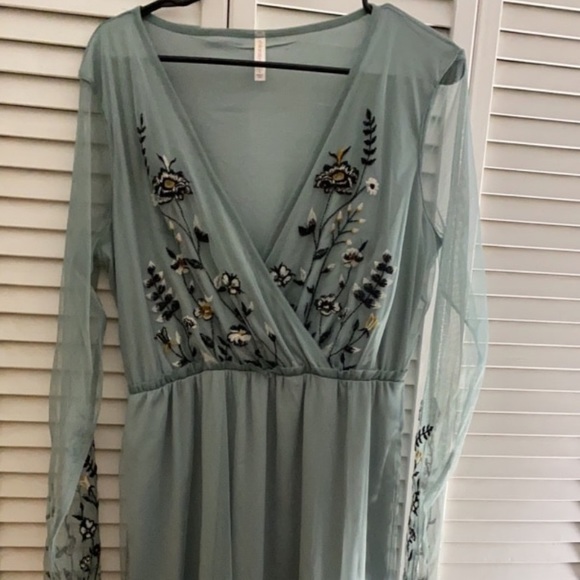 Xhilaration Dresses & Skirts - Blue dress with floral embroidery